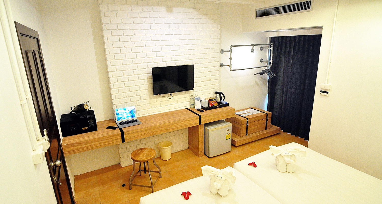 Forty Winks Phuket Hotel is a great choice for accommodation when visiting Phuket